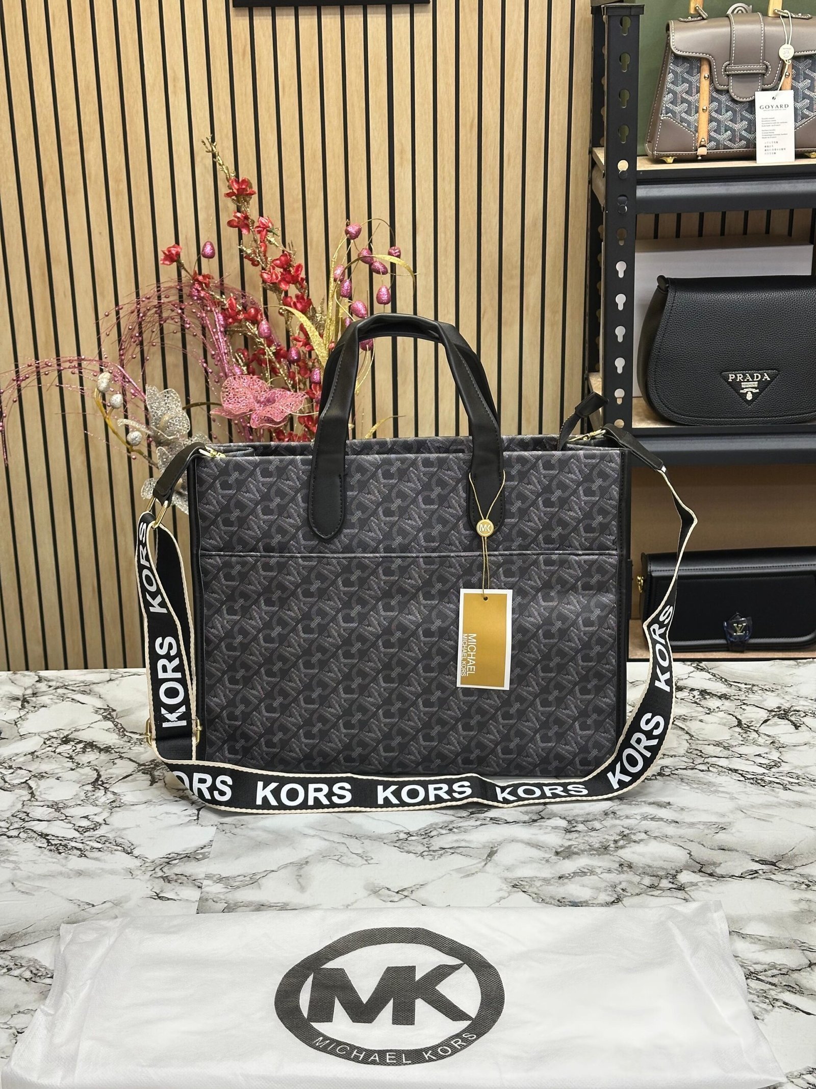 Michael Kors Gigi Handbags