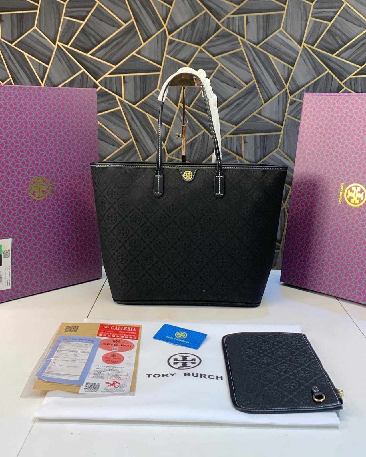 tory-burch-t-monogram-tote-with-og-box