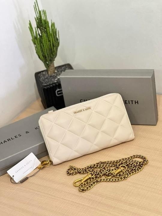 Charles & Keith CK Chain On Wallet With OG Box & Dust Bag (White - 860)