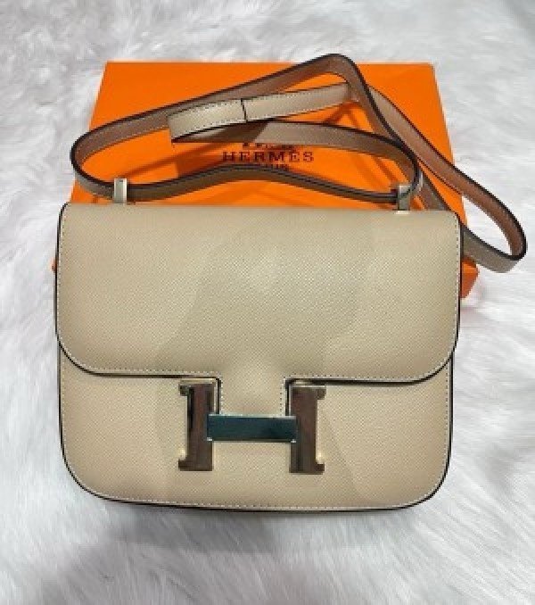 Hermes Constance Slim Epsom Vert With OG Box & Dust Bag (KG-19_Apricot)(LB)