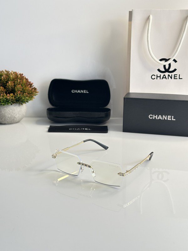 Chanel_7210_Gold_Frame Sunglasses