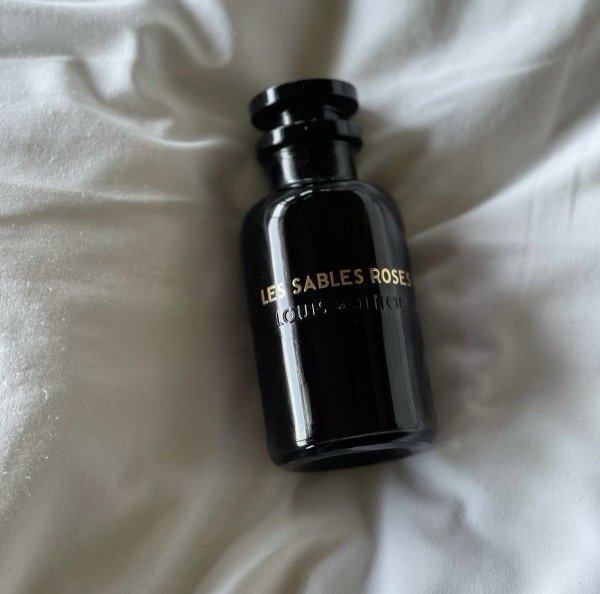 Louis Vuitton 
Les sable Roses EDP 100ML