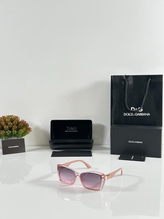 Dolce & Gabbana WMNS 1206 
Pink